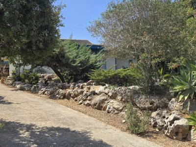 93b63a09-4d0e-4ca9-a05f-b48d76281d04